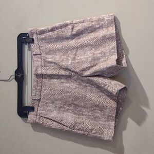 Banana Republic‎ Women's 4 Textured Tan/White Shorts